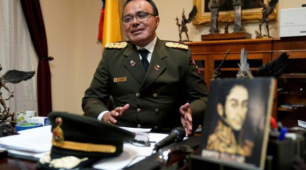 Atașatul militar al Venezuelei la Washington nu mai recunoaște autoritatea lui Maduro