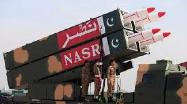 Pakistanul a testat racheta balistică Nasr (Video)