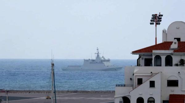 Incident naval în Strâmtoarea Gibraltar. O navă de război spaniolă a amenințat vase comerciale (Video)