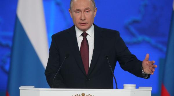 Vladimir Putin, către Statele Unite: Suntem gata de o nouă criză a rachetelor, precum cea din Cuba