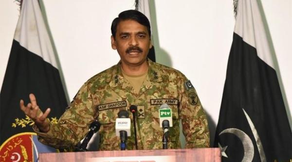 Pakistanul declară că va răspunde la atacul aerian al Indiei