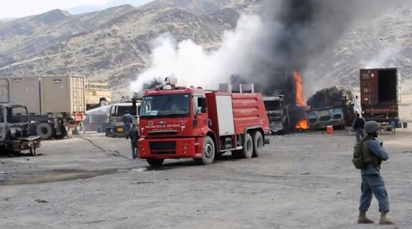 Atac sângeros în Afganistan: Zeci de morți. Ținta: o bază militară