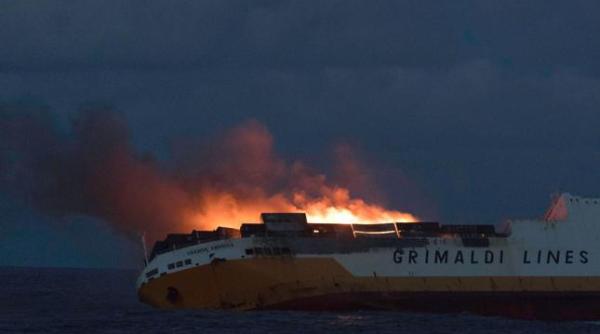 Nava cargo Grande America, scufundată în largul coastelor franceze (Video)