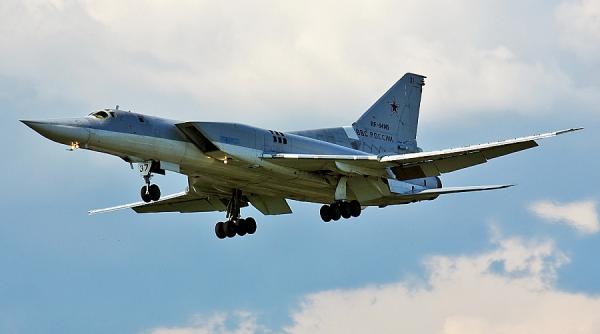 A desfășurat Rusia bombardiere nucleare Tu-22M3 în Crimeea? Oficialii ruși se contrazic