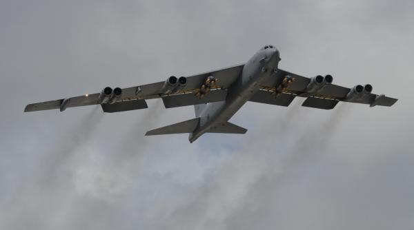 Rusia acuză SUA și anunță că a ridicat două Su-27 pentru a intercepta un bombardier B-52