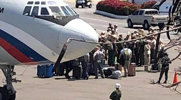 Rusia a trimis în Venezuela membri ai forțelor speciale și specialişti în securitate cibernetică