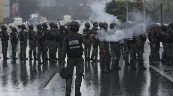 Criză Venezuela. Caracasul, despre soldații ruși: ”Noi misiuni militare vor sosi cu siguranţă”