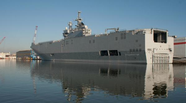 Federația Rusă vrea să-și construiască propriile portelicoptere