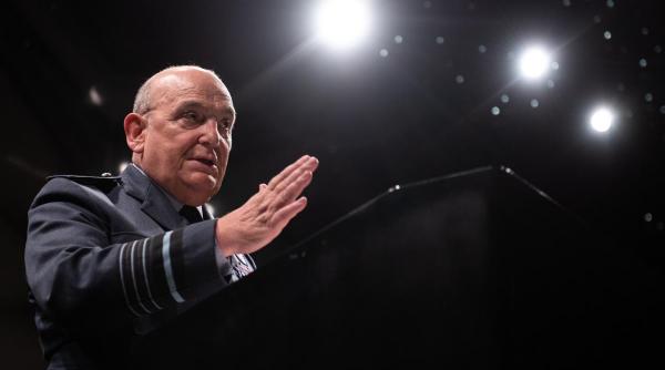 NATO solicită ocupantului rus să elibereze Crimeea