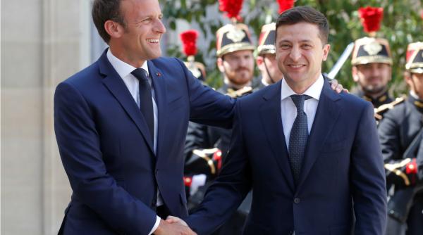 Emmanuel Macron l-a primit pe Zelenski: Franţa este alături de Ucraina
