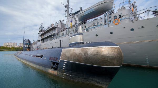 Rusia va trimite la casat submarinul ucrainean Zaporozhie 