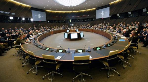 Miniștrii Apărării din statele membre NATO se întâlnesc la Cartierul General al NATO