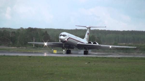 Un avion militar rusesc a aterizat din nou în Venezuela. Moscova ignoră avertismentul SUA