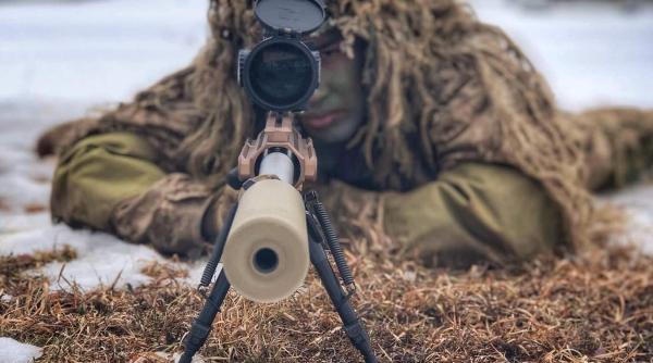 Noua pușcă cu lunetă a pușcașilor marini americani Mk 13 Mod 7 este operațională