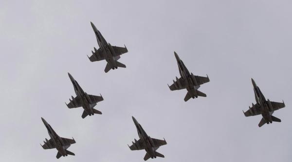 Canada vrea să cumpere peste 80 de avioane de vânătoare 