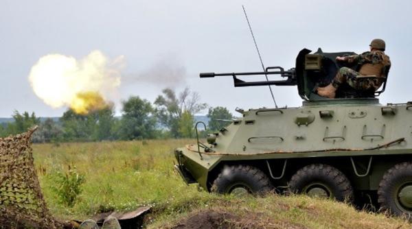 Militarii moldoveni se antrenează în cadrul exerciţiului cu trageri de luptă „Efortul nordic 2019” (Foto/Video)