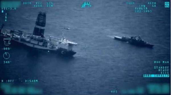 Turcia trimite avioane, fregate și submarine pentru a proteja două nave care forează după petrol în Marea Mediterană (Video)