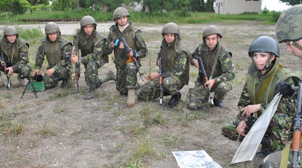 Armata română recrutează rezerviști voluntari. MApN oferă detalii privind procesul