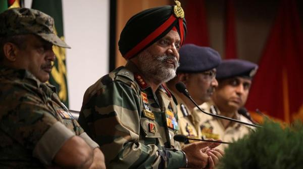 Cresc tensiunile între India şi Pakistan. New Delhi a revoca statutul special al regiunii Jammu-Kashmir