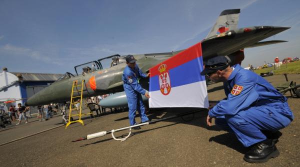 Serbia spune că NATO i-ar fi distrus Forțele Aeriene în timpul conflictului
