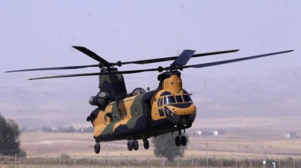 Turcia a primit ultimele patru elicoptere CH-47 Chinook din SUA (Video)