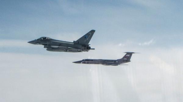 Forțele Aeriene Regale Britanice au interceptat cinci aeronave militare rusești (Foto)