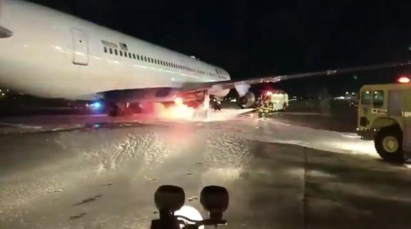 Un Boeing 767-300, care transportă de regulă de militari, a luat foc înainte de decolare