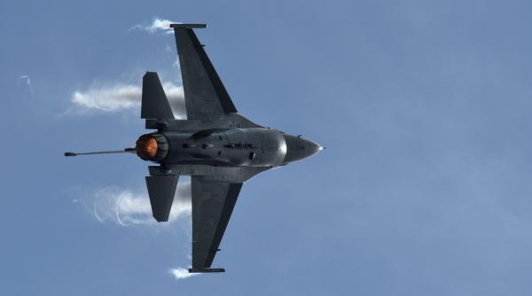 Donald Trump a aprobat vânzarea de avioane F-16 către Taiwan
