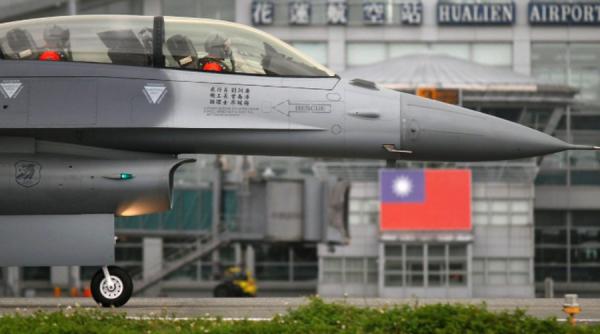 Statele Unite au aprobat vânzarea a 66 de avioane F-16 către Taiwan