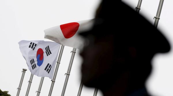 Coreea de Sud strică relaţiile cu Japonia. Seululu renunţă la a mai face schimb de informaţii militare clasificate