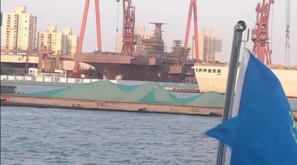 Cel mai mare transportor de elicoptere chinezesc este aproape gata