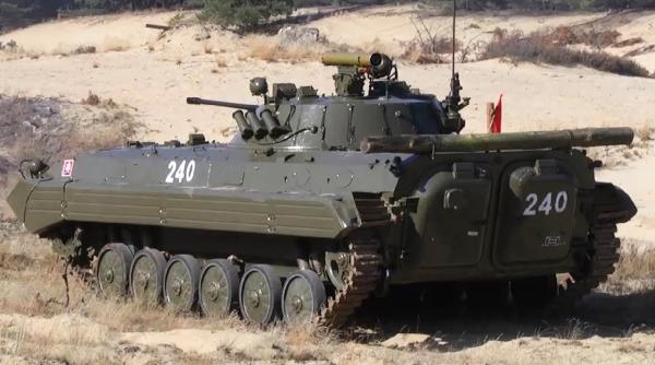 Armata Macedoniei de Nord înlocuiește echipamentele militare sovietice cu cele americane