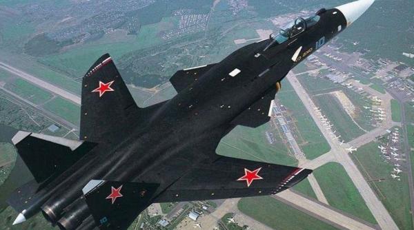 Su-47, apariție surprinzătoare în Rusia - VIDEO