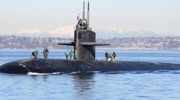 Submarinul nuclear USS Olympia a ajuns în portul Pearl Harbor unde va fi dezafectat după 35 de ani de activitate