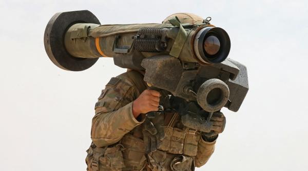 Pentagonul a anunțat un contract de cumpărare a rachetelor Javelin