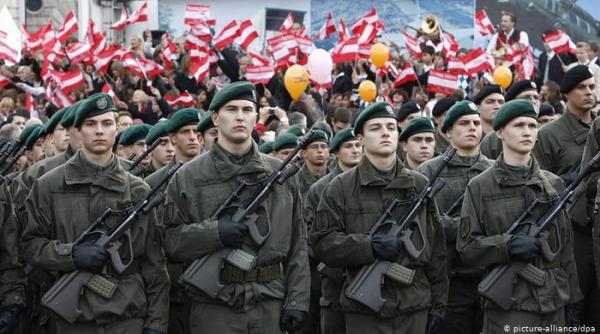 Ministrul apărării din Austria: Forţele armate suferă de o subfinanţare atât de severă, încât nu pot apăra populaţia