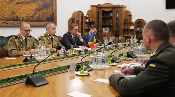 Ucraina şi România au discutat despre direcțiile prioritare de dezvoltare a cooperării militare 