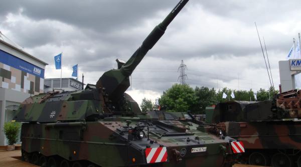 Rheinmetall va produce componente pentru tancurile şi obuzierele autopropulsate ale Ungariei