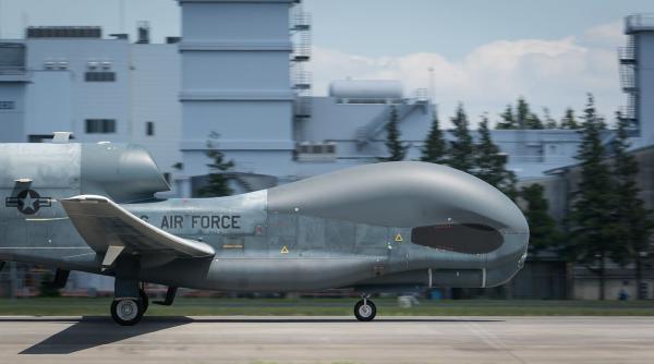 US Air Force au redistribuit o escadrilă de drone Global Hawk RQ-4