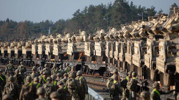 Belarus vede desfăşurarea de tancuri americane în Lituania că pe o ameninţare de securitate