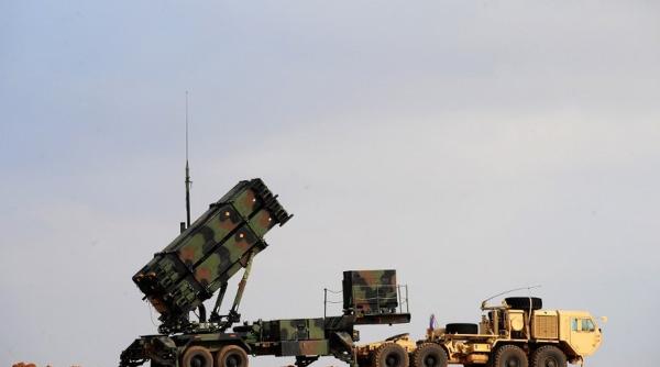 Qatar a instalat un sistem de rachete Patriot pentru a se apăra de un posibilul atac iranian