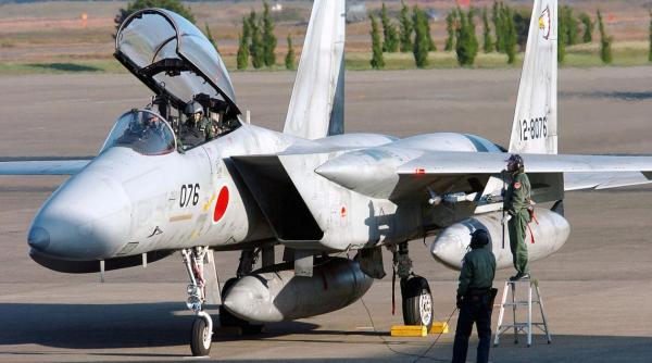 Japonia modernizează avioanele F-15J la nivelul F-15G cu sprijin american