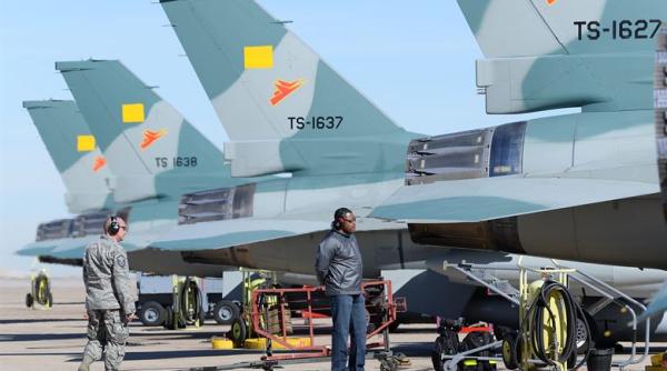 Indonezia vrea să achiziţioneze avioane ruseşti Su-35 şi două escadrile de avioane F-16 Block 72 Viper
