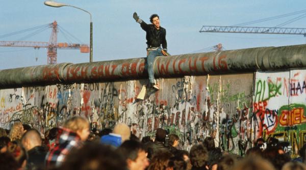 Căderea Zidului Berlinului. 30 de ani de la prăbușirea Cortinei de Fier