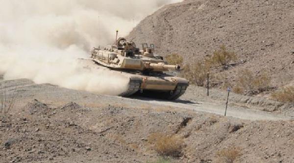 US Army continuă testarea noului model de tanc Abrams M1A2 SEPv3 în poligonul de la Yuma