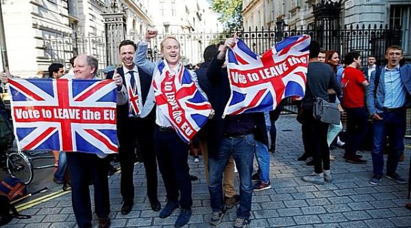 Un raport privind intervenția Rusiei în Brexit este blocat de Executivul de la Londra