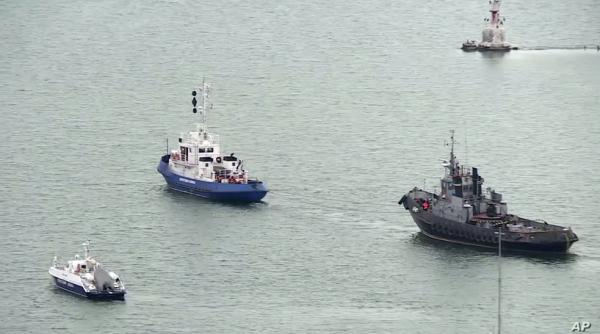 Capturarea celor trei nave militare ucrainene în strâmtoarea Kerci. Ucraina va cere despăgubiri Rusiei 