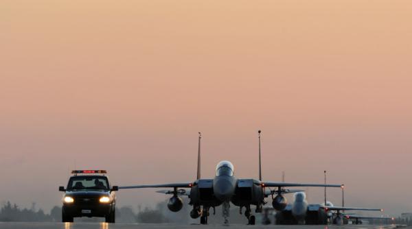 Închiderea bazei de la Incirlik. Esper: ”Problema este direcția Turciei cu privire la NATO”