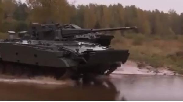 Rusia testează tancul controlat wireless - VIDEO