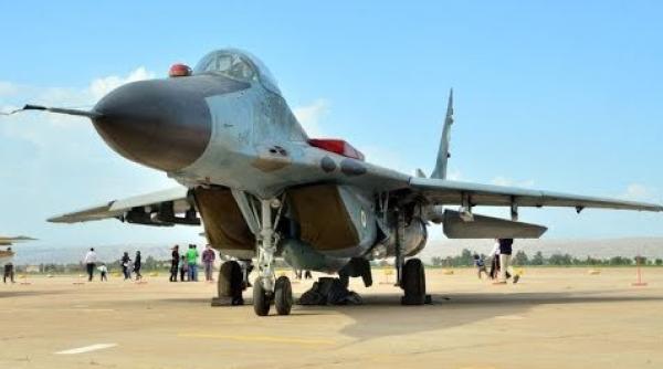 Un avion MiG-29 s-a prăbușit în Iran